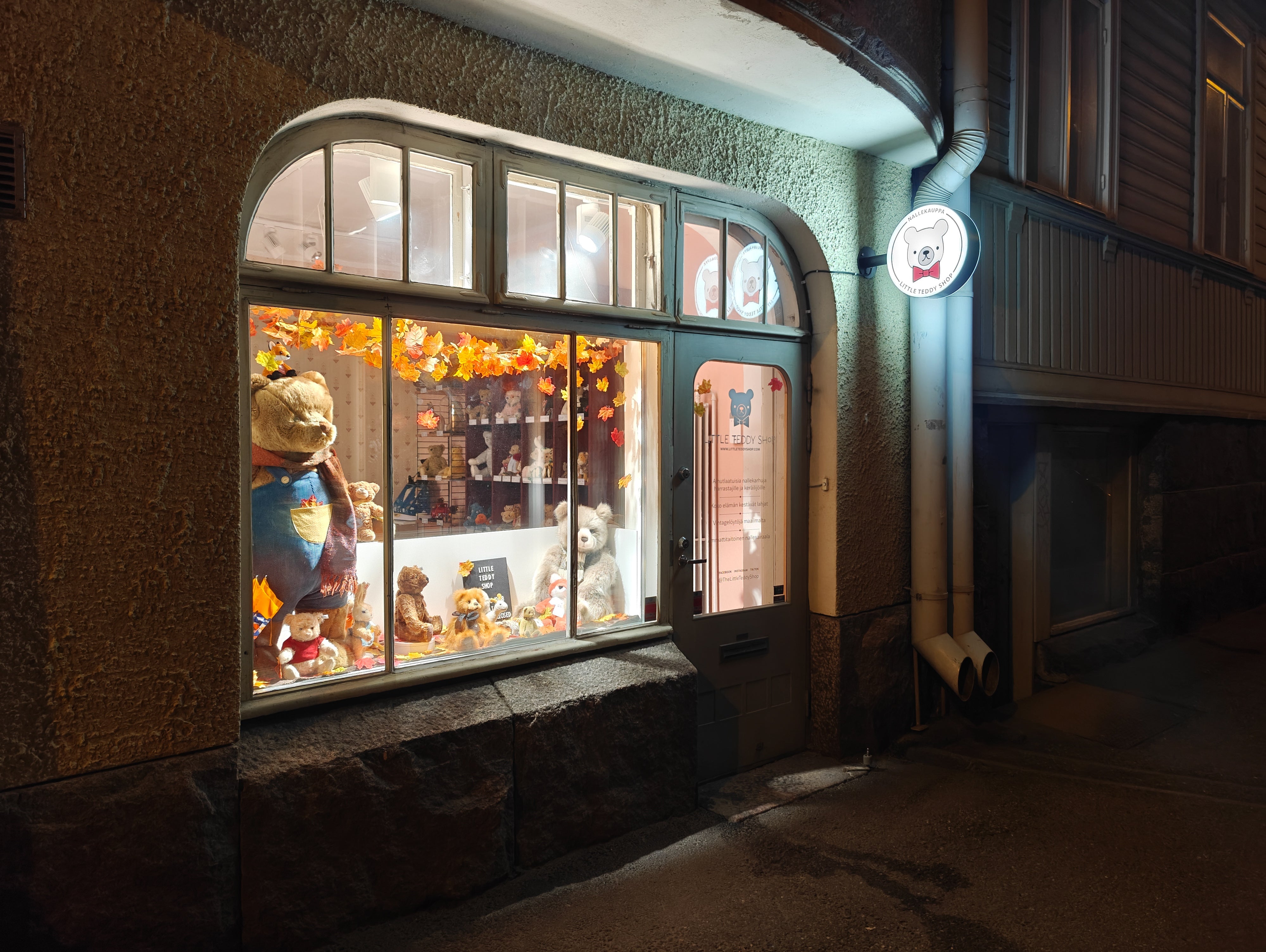 Shop Window Display Collection – Little Teddy Shop